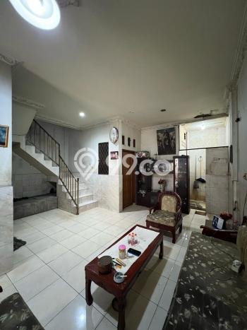 Jual Rumah Bagus Siap Huni LB 215m2 di Bekasi Barat, Bekasi Jual Rumah Bagus Siap Huni LB 215m2 di Bekasi Barat, Bekasi