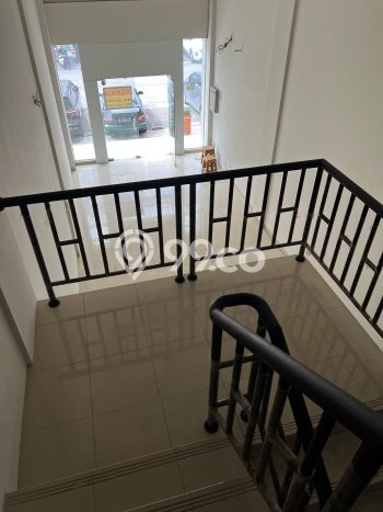 Unit Ruko Dijual di Bekasi LT 80m2 & LB 254m2 Unit Ruko Dijual di Bekasi LT 80m2 & LB 254m2