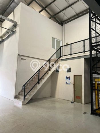 FOR RENT! Gudang di Kranji Cocok untuk Bisnis 320m2 FOR RENT! Gudang di Kranji Cocok untuk Bisnis 320m2