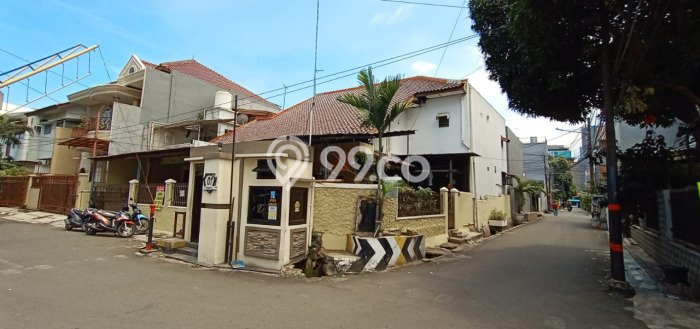 Hunian Elit LB 237m2 Siap Pakai Desain Elegan di Tomang, Jakarta Barat Hunian Elit LB 237m2 Siap Pakai Desain Elegan di Tomang, Jakarta Barat