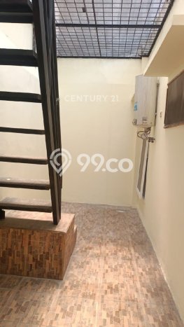 Rumah Bagus Siap Pakai Di Lippo Cikarang Luas 100m2 Lokasi Strategis Rumah Bagus Siap Pakai Di Lippo Cikarang Luas 100m2 Lokasi Strategis