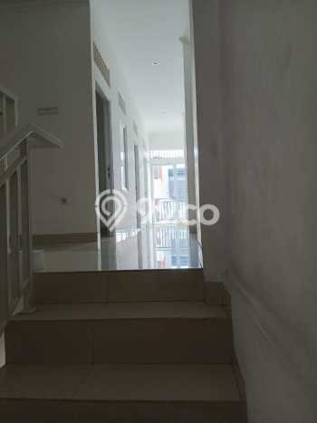 Dijual Rumah Mewah Elegan Dengan View Eksklusif di Teluk Gong, Jakarta Utara Dijual Rumah Mewah Elegan Dengan View Eksklusif di Teluk Gong, Jakarta Utara