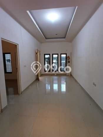 For Sale Hunian Rumah Terawat 2 Kamar di Sunter, Jakarta Utara For Sale Hunian Rumah Terawat 2 Kamar di Sunter, Jakarta Utara