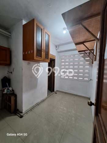 Hunian Apartemen 4 KT 3 KM di Kemayoran, Jakarta Pusat Dijual Cepat Hunian Apartemen 4 KT 3 KM di Kemayoran, Jakarta Pusat Dijual Cepat