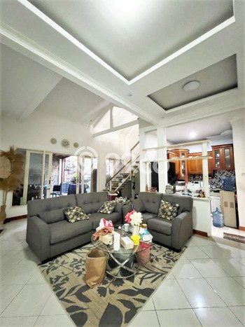 For Sale Rumah 4 Kamar Lokasi Strategis Nyaman dan Strategis di Ciputat For Sale Rumah 4 Kamar Lokasi Strategis Nyaman dan Strategis di Ciputat