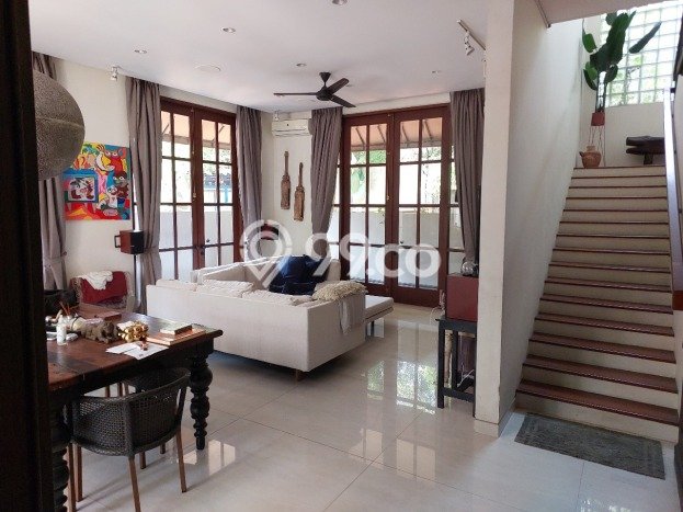 Dijual Rumah Premium dengan Fasilitas Sekitar Komplit di BSD, Tangerang Selatan Dijual Rumah Premium dengan Fasilitas Sekitar Komplit di BSD, Tangerang Selatan
