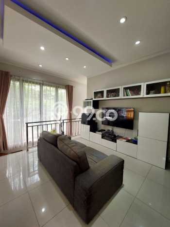 Rumah Luxury Modern Tanpa Renovasi di Sektor 9-Bintaro Tangerang Selatan Rumah Luxury Modern Tanpa Renovasi di Sektor 9-Bintaro Tangerang Selatan