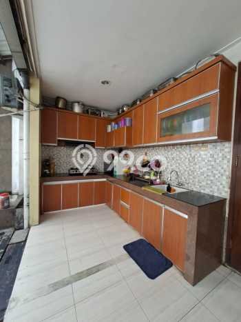 Ready to Use! Luxury House LT 182m2 Desain Modern di Bintaro Ready to Use! Luxury House LT 182m2 Desain Modern di Bintaro