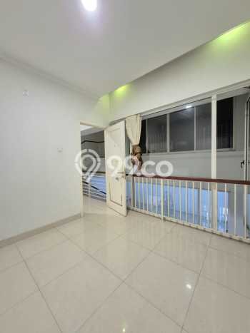 Dijual Rumah Mewah Megah Dengan View Eksklusif di Bintaro, Tangerang Selatan Dijual Rumah Mewah Megah Dengan View Eksklusif di Bintaro, Tangerang Selatan