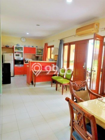 Rumah Elit LB 450m2 Siap Pakai Desain Elegan di Bintaro, Tangerang Selatan Rumah Elit LB 450m2 Siap Pakai Desain Elegan di Bintaro, Tangerang Selatan