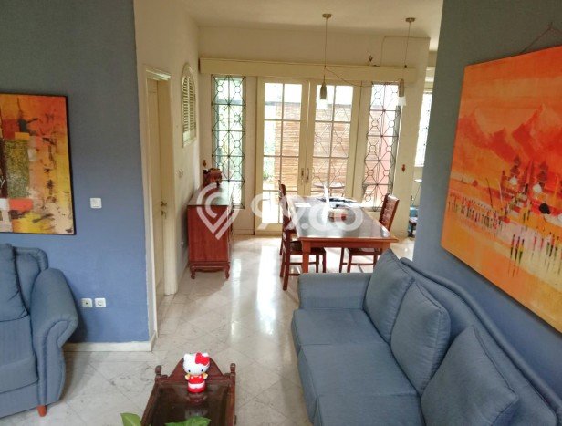 Rumah Luxury Modern Tanpa Renovasi di Bintaro Tangerang Selatan Rumah Luxury Modern Tanpa Renovasi di Bintaro Tangerang Selatan