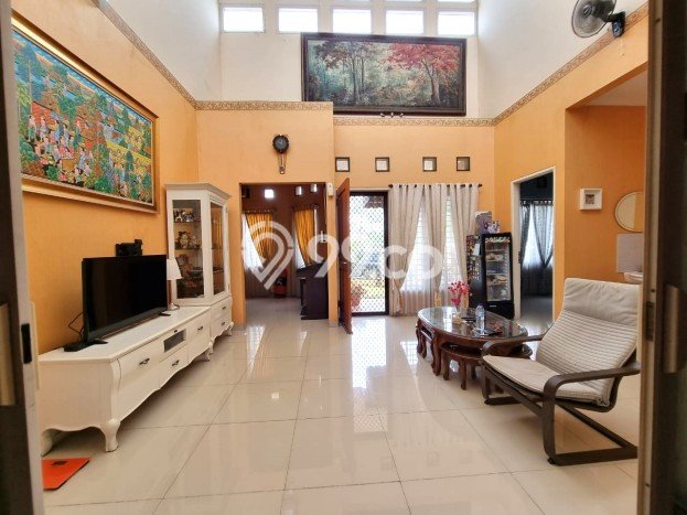 Jual Rumah Mewah Megah Dengan View Eksklusif di Bintaro, Tangerang Selatan Jual Rumah Mewah Megah Dengan View Eksklusif di Bintaro, Tangerang Selatan