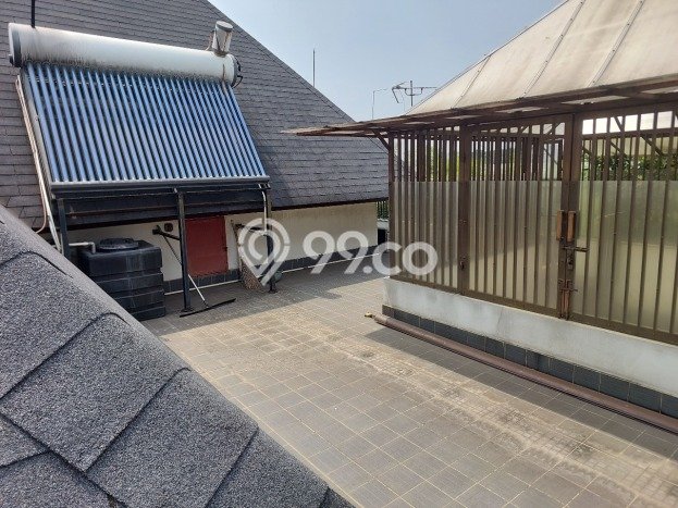 Dijual Rumah Premium dengan Fasilitas Sekitar Komplit di BSD, Tangerang Selatan Dijual Rumah Premium dengan Fasilitas Sekitar Komplit di BSD, Tangerang Selatan