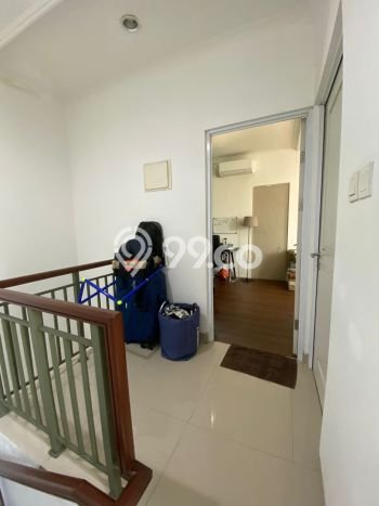 Rumah Luas Asri 2 KT Siap Pakai di Gading Serpong Tangerang Rumah Luas Asri 2 KT Siap Pakai di Gading Serpong Tangerang