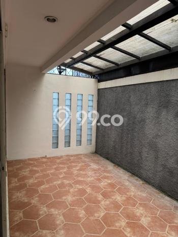 Hunian Elit LB 130m2 Siap Pakai Desain Elegan di Bintaro, Tangerang Selatan Hunian Elit LB 130m2 Siap Pakai Desain Elegan di Bintaro, Tangerang Selatan