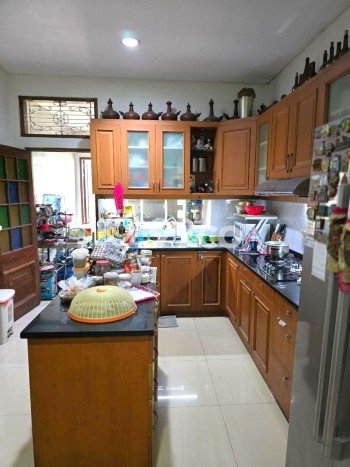 Hunian Mewah Dijual LT 667m2 di BSD, Tangerang Selatan Hunian Mewah Dijual LT 667m2 di BSD, Tangerang Selatan