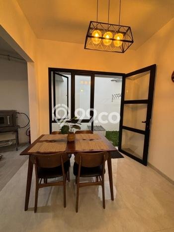 Dijual Rumah Mewah Elegan Dengan View Eksklusif di Pondok Pinang, Jakarta Selatan Dijual Rumah Mewah Elegan Dengan View Eksklusif di Pondok Pinang, Jakarta Selatan