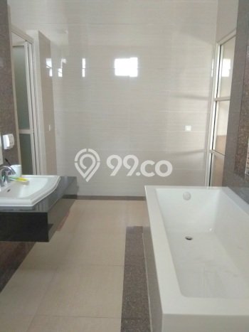Ready to Use! Premium House LT 405m2 Desain Elegan di Gading Serpong Ready to Use! Premium House LT 405m2 Desain Elegan di Gading Serpong