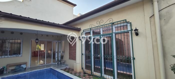 Rumah Luxury Modern Tanpa Renovasi di Bintaro Tangerang Selatan Rumah Luxury Modern Tanpa Renovasi di Bintaro Tangerang Selatan
