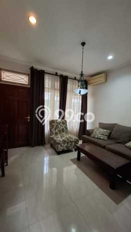 Disewakan! Rumah 4 Kamar Tidur &
3 Kamar Mandi di Bintaro, Tangerang Selatan Disewakan! Rumah 4 Kamar Tidur &
3 Kamar Mandi di Bintaro, Tangerang Selatan