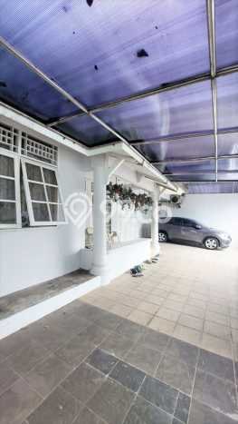 For Sale! Luxury House LT 350m2 Desain Elegan di Bintaro For Sale! Luxury House LT 350m2 Desain Elegan di Bintaro