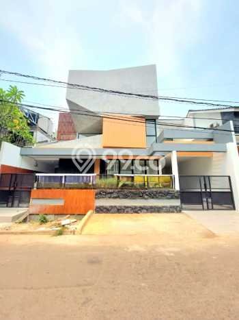 Rumah Elit Modern Tanpa Renovasi di Bintaro Tangerang Selatan Rumah Elit Modern Tanpa Renovasi di Bintaro Tangerang Selatan