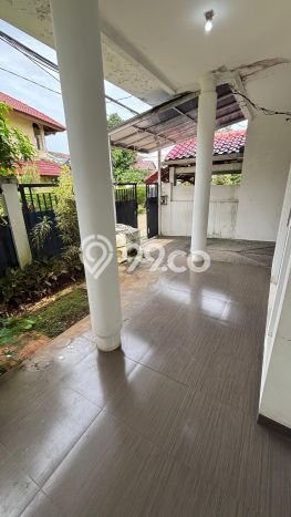 Rumah Luxury Modern Siap Huni di Bintaro Tangerang Selatan Rumah Luxury Modern Siap Huni di Bintaro Tangerang Selatan
