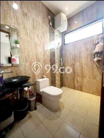 Rumah Modern Cantik 2 KT Bisa Langsung Pindah di BSD Rumah Modern Cantik 2 KT Bisa Langsung Pindah di BSD