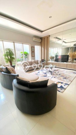 Hunian Mewah LB 216m2 Siap Pakai Desain Elegan di Bintaro, Tangerang Selatan Hunian Mewah LB 216m2 Siap Pakai Desain Elegan di Bintaro, Tangerang Selatan