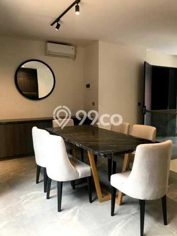Rumah Mewah Dijual LT 90m2 di Kebayoran Lama, Jakarta Selatan Rumah Mewah Dijual LT 90m2 di Kebayoran Lama, Jakarta Selatan