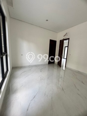 Hot Offer Hunian Premium Ideal dan Luas di BSD, Tangerang Selatan Hot Offer Hunian Premium Ideal dan Luas di BSD, Tangerang Selatan