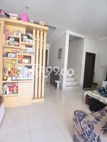 Rumah Minimalis 3 KT di Graha Raya Tangerang Selatan Semi Furnished Rumah Minimalis 3 KT di Graha Raya Tangerang Selatan Semi Furnished