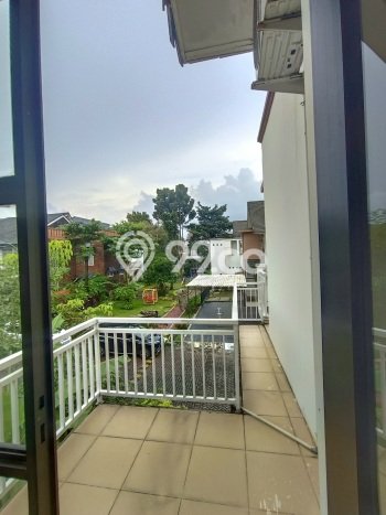 Jual Rumah Luas Megah Dengan View Eksklusif di Bintaro, Tangerang Selatan Jual Rumah Luas Megah Dengan View Eksklusif di Bintaro, Tangerang Selatan