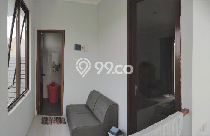Jual Rumah Minimalis Bagus Punya 2 KT di Serpong Tangerang Selatan SHM Jual Rumah Minimalis Bagus Punya 2 KT di Serpong Tangerang Selatan SHM