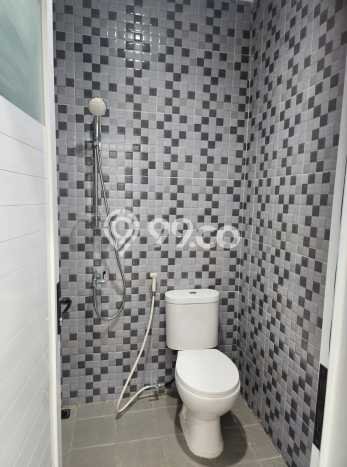 For Sale Rumah 2 Kamar Lokasi Ideal Nyaman dan Strategis di Serpong Utara For Sale Rumah 2 Kamar Lokasi Ideal Nyaman dan Strategis di Serpong Utara