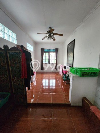 Dijual Rumah Luas Elegan Dengan View Cantik di Bintaro, Jakarta Selatan Dijual Rumah Luas Elegan Dengan View Cantik di Bintaro, Jakarta Selatan