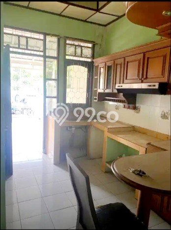 Jual Rumah Strategis Bagus Punya 6 KT di Ciputat Tangerang Selatan SHM Jual Rumah Strategis Bagus Punya 6 KT di Ciputat Tangerang Selatan SHM