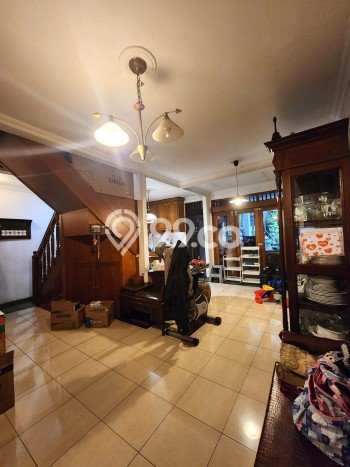 Dijual Rumah Luas Elegan Dengan View Cantik di Bintaro, Jakarta Selatan Dijual Rumah Luas Elegan Dengan View Cantik di Bintaro, Jakarta Selatan