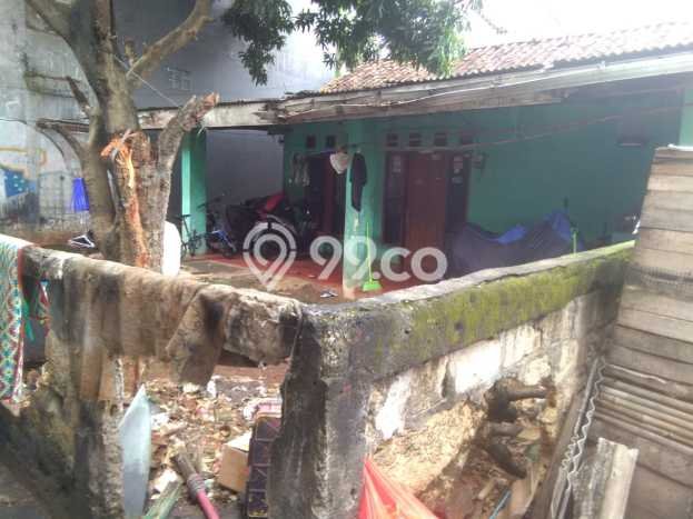 For Sale Hunian Rumah Nyaman 4 Kamar di Cipulir, Jakarta Selatan For Sale Hunian Rumah Nyaman 4 Kamar di Cipulir, Jakarta Selatan