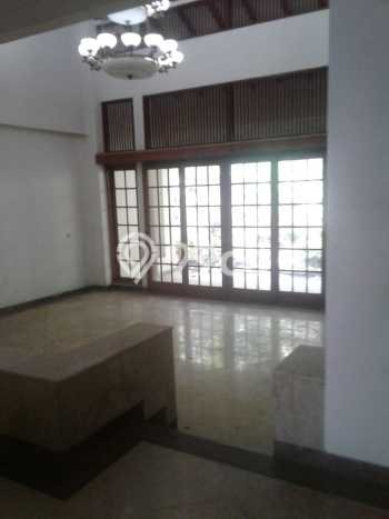 Rumah Elit Modern Tanpa Renovasi di Pondok Indah Jakarta Selatan Rumah Elit Modern Tanpa Renovasi di Pondok Indah Jakarta Selatan