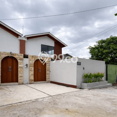 Vila di Kediri, Luas 100m2m², Lingkungan Asri Vila di Kediri, Luas 100m2m², Lingkungan Asri