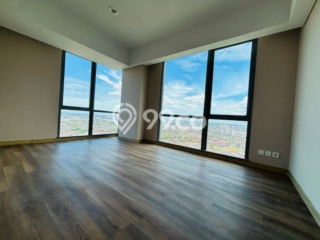 FOR SALE Hunian Apartemen High-Class di Kemayoran dengan 3 Kamar Tidur & Luas 131m2 FOR SALE Hunian Apartemen High-Class di Kemayoran dengan 3 Kamar Tidur & Luas 131m2
