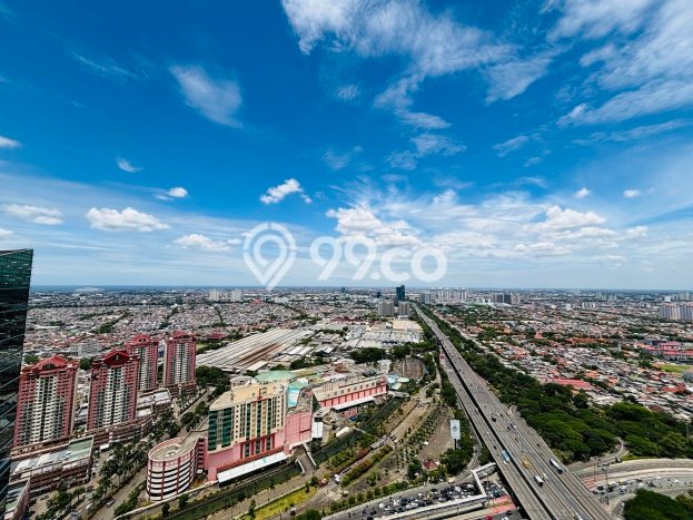 FOR SALE Hunian Apartemen High-Class di Kemayoran dengan 3 Kamar Tidur & Luas 131m2 FOR SALE Hunian Apartemen High-Class di Kemayoran dengan 3 Kamar Tidur & Luas 131m2