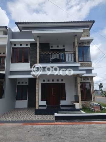BEST OFFER! Rumah Siap Huni area Sukoharjo, Luas 84m2m² Bangunan 45m2m² BEST OFFER! Rumah Siap Huni area Sukoharjo, Luas 84m2m² Bangunan 45m2m²