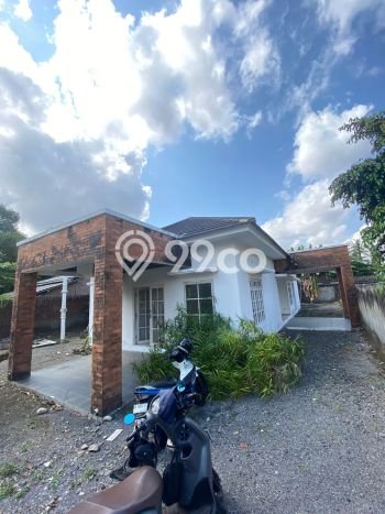 Rumah di Mlati, Sleman, Luas 701m2m² LB 300m2m² Rumah di Mlati, Sleman, Luas 701m2m² LB 300m2m²