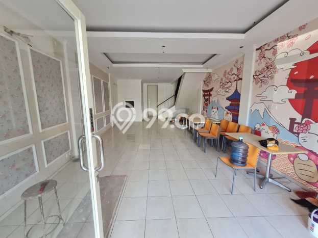 Untuk Dijual! Ruko di Surabaya Kota Surabaya LT 78m2 / LB 152m2 Kawasan Bisnis Untuk Dijual! Ruko di Surabaya Kota Surabaya LT 78m2 / LB 152m2 Kawasan Bisnis