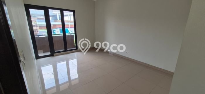 Dijual Rumah Mewah Megah Dengan View Eksklusif di Summarecon Crown Gading, Bekasi Dijual Rumah Mewah Megah Dengan View Eksklusif di Summarecon Crown Gading, Bekasi
