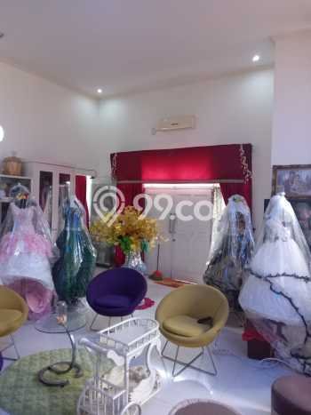 For Sale! Premium House LT 500m2 Desain Modern di Surabaya Kota For Sale! Premium House LT 500m2 Desain Modern di Surabaya Kota