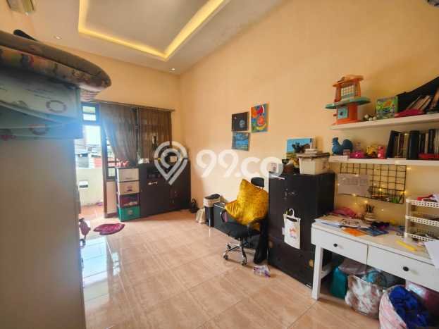 Rumah Minimalis di Surabaya Kota, Surabaya, Luas 250m2m² LB 200m2m² Rumah Minimalis di Surabaya Kota, Surabaya, Luas 250m2m² LB 200m2m²