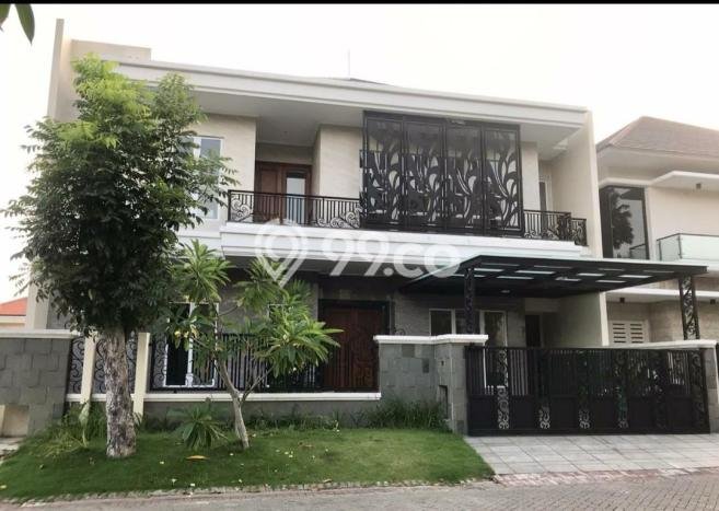 Rumah Mewah LB 600m2 Siap Pakai Desain Elegan di Surabaya Kota, Surabaya Rumah Mewah LB 600m2 Siap Pakai Desain Elegan di Surabaya Kota, Surabaya